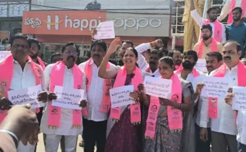 ఫిరాయింపు దారులపై శేరిలింగంపల్లి బీఆర్ఎస్ పార్టీ శ్రేణుల ఆగ్రహం