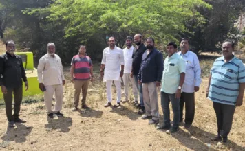 శ్మశాన వాటికను సందర్శించిన మాజీ కార్పొరేటర్ గంగాధర్ రెడ్డి