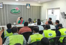 రోడ్లు, కాలనీలు ఎప్పటికప్పుడు శుభ్రంగా ఉండేట్లు చూసుకోవాలి: డిప్యూటీ కమిషనర్ శశిరేఖ