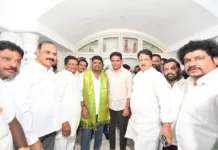 కేటీఆర్ ని కలిసిన గుర్ల తిరుమలేష్