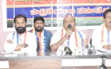 బీసీలకు 70 మున్సిపల్ చైర్మన్లు, 4 మేయర్ పదవులు కేటాయించాలి: బీసీ పొలిటికల్ ఫ్రంట్ డిమాండ్