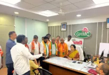 మదీనాగూడ డివిజన్లో ప్రజారోగ్యం ప్రమాదంలో: పవన్