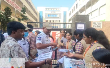 విద్యార్థుల్లో ఉత్సాహం నింపిన మియాపూర్ ట్రాఫిక్ పోలీసులు