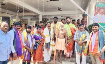 శోభయామానంగా విగ్రహ ప్రాణప్రతిష్ట: పాల్గొన్న రాగం నాగేందర్ యాదవ్
