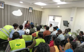 మియాపూర్ సర్కిల్ కార్యాలయంలో డీసీ శశిరేఖ సమీక్షా సమావేశం