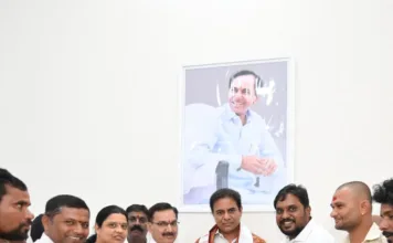 సేవాలాల్ భవన నిర్మాణానికి రూ.2.50 లక్షల విరాళం అందజేత
