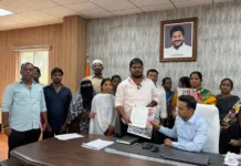 పాపిరెడ్డి కాలనీ వాంబే బిల్డింగ్స్ సమస్యలపై జోనల్ కమిషనర్కు వినతి