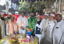 వేముకుంట కాలనీలో ఇఫ్తార్ విందు