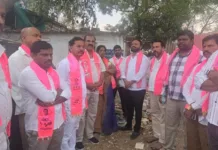 ఎమ్మెల్యే గాంధీ ప్రజా సమస్యలను గాలికొదిలేశారు: బీఆర్ఎస్ నాయకులు