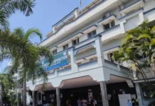 శేరిలింగంపల్లి సర్కిల్ కార్యాలయంలో ఏసీబీ ఆకస్మిక తనిఖీలు