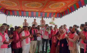 చాకలి చెరువు దురవస్థపై వంట-వార్పు నిరసన