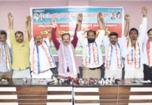 ప్రైవేటు బిల్లుతో బీసీలను మోసం చేస్తే సహించం: బీసీ నాయకుల హెచ్చరిక