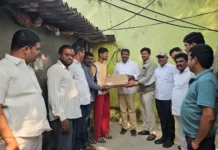 ఒక విద్యార్థి జీవితాన్ని మార్చగల శక్తి విద్యలో ఉంది: మాజీ కార్పొరేటర్ ఉప్పలపాటి శ్రీకాంత్