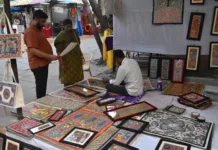 శిల్పారామంలో ఆకట్టుకుంటున్న హస్త కళా ఉత్పత్తుల మేళా