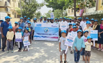 ప్రతి ఒక్కరు నీటిని పొదుపుగా వాడుకోవాలి: మాజీ కార్పొరేటర్ ఉప్పలపాటి శ్రీకాంత్