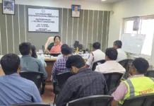 పెండింగ్లో ఉన్న పనులను వెంటనే పూర్తి చేయాలి: డీసీ శశిరేఖ