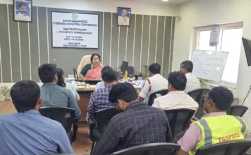 పెండింగ్లో ఉన్న పనులను వెంటనే పూర్తి చేయాలి: డీసీ శశిరేఖ