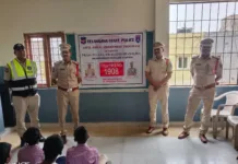 మత్తు పదార్థాలకు దూరంగా ఉండండి, జీవితాన్ని కాపాడుకోండి: సీఐ వెంకటేష్