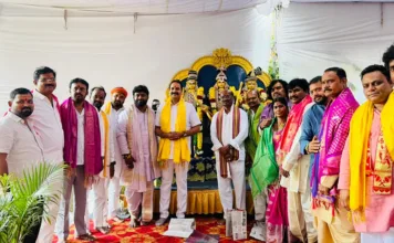 శ్రీరాముడు మనల్ని మంచి మార్గం వైపు నడిపించాలి: జగదీశ్వర్ గౌడ్