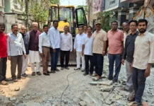 రోడ్డు నిర్మాణ పనులను నాణ్యతతో పూర్తి చేయాలి: మాజీ కార్పొరేటర్ హమీద్ పటేల్