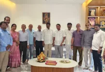 కాలనీలలో దశలవారిగా సమస్యల పరిష్కారానికి కృషి: మాజీ కార్పొరేటర్ ఉప్పలపాటి శ్రీకాంత్