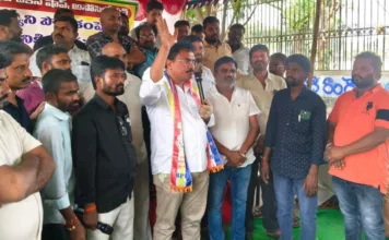 చికెన్ షాపుల అసోసియేషన్ తో ప్రభుత్వం చర్చలు జరపాలి: అయిలి వెంకన్న గౌడ్