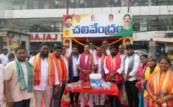 చలివేంద్రాలను ఏర్పాటు చేసేందుకు దాతలు ముందుకు రావాలి: జగదీశ్వర్ గౌడ్