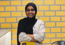 డీసీఎం ఢీకొని మహిళ మృతి