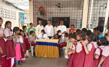 తారానగర్ వీకర్ సెక్షన్ లో దంత వైద్య శిబిరం