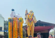 డాక్టర్ బీఆర్ అంబేద్కర్కు బాలింగ్ గౌతమ్ గౌడ్ ఘన నివాళి