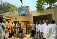 దీప్తిశ్రీ నగర్ కాలనీ పార్క్కు మిరియాల ప్రీతమ్ వాటర్ కూలర్ విరాళం