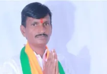 కాంగ్రెస్ నాయకులు ఏం మాట్లాడుతున్నారో వారికే తెలియదు: నీరటి చంద్రమోహన్
