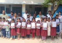 కొండాపూర్ 8వ బెటాలియన్ పాఠశాలలో ప్రోగ్రెస్ కార్డ్స్ పంపిణీ