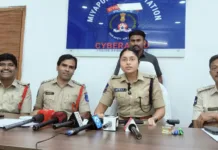 వరుస దొంగతనాలకు పాల్పడుతున్న వ్యక్తి అరెస్టు.. రూ.3.50 లక్షల సొత్తు స్వాధీనం..