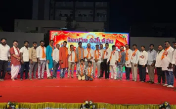 ఎంత ఎదిగినా సంస్కృతి, సంప్రదాయాలను మరవొద్దు: మాజీ కార్పొరేటర్ గంగాధర్ రెడ్డి