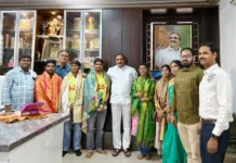 త్రివేణి విద్యార్థులకు ఎమ్మెల్యే ఆరెకపూడి గాంధీ అభినందనలు