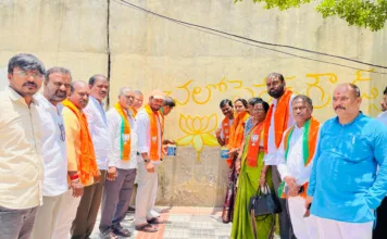 మే 10న ప్రధాని మోదీ సభను విజయవంతం చేయాలి: రవికుమార్ యాదవ్
