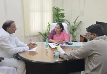 పెండింగ్లో ఉన్న పనులను త్వరగా పూర్తి చేయాలి: PAC చైర్మన్ ఆరెకపూడి గాంధీ