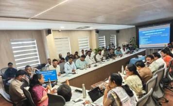 శేరిలింగంపల్లి జోనల్ కార్యాలయంలో ఉన్నత స్థాయి సమీక్షా సమావేశం