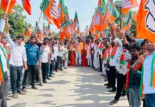ప్రధాని మోదీ సభకు భారీగా తరలిన బీజేపీ నేతలు