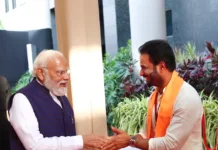 ప్రధాని మోదీకి రవికుమార్ యాదవ్ ఘన స్వాగతం