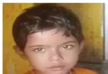 లిఫ్ట్ గ్రిల్స్ మధ్య ఇరుక్కుని బాలిక మృతి