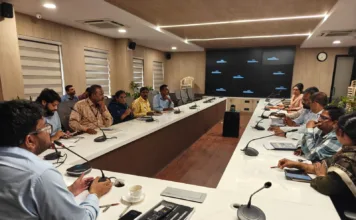 శేరిలింగంపల్లి జోన్లో జనగణన కార్యకలాపాలపై సమీక్ష