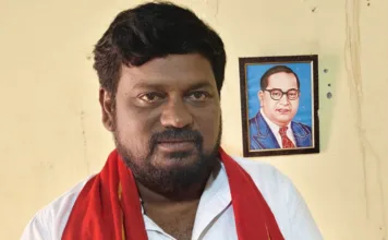పేద ప్రజలపై మోదీ ప్రభుత్వం ఆర్థిక యుద్ధం: టి రామకృష్ణ