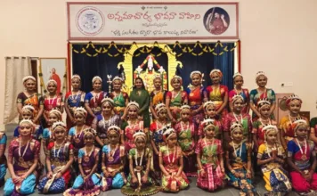 అన్నమయ్యపురంలో అలరించిన అక్షద డాన్స్ అకాడమీ నృత్యార్చన
