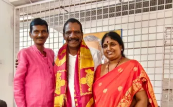 చింతకింది గోవర్ధన్ గౌడ్ దంపతులకు నీరటి చంద్రమోహన్ శుభాకాంక్షలు