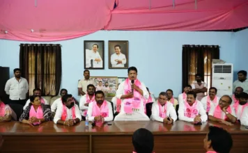 కేసీఆర్ పాలనతోనే తెలంగాణ అభివృద్ధి.. మళ్లీ బీఆర్ఎస్ను గెలిపించాలని పిలుపు