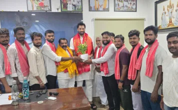 రఘునాథ్ యాదవ్కు నల్గొండ యాదవుల ఘన సన్మానం..