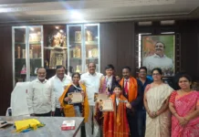 మలేసియాలో మెరిసిన హైదరాబాద్ యువకుడు.. అంతర్జాతీయ యోగాసన ఛాంపియన్షిప్లో బంగారు పతకం..
