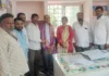 నడిగడ్డ తండాలో విద్యుత్ సమస్యలపై గిరిజన సంఘం ఆందోళన.. ఏఈకి వినతి..